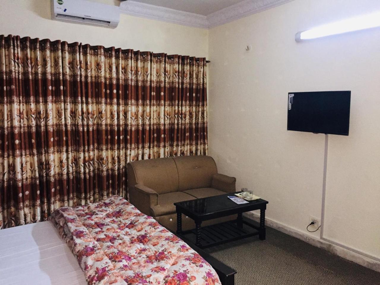 Hotel De Grand Rawalpindi Ngoại thất bức ảnh
