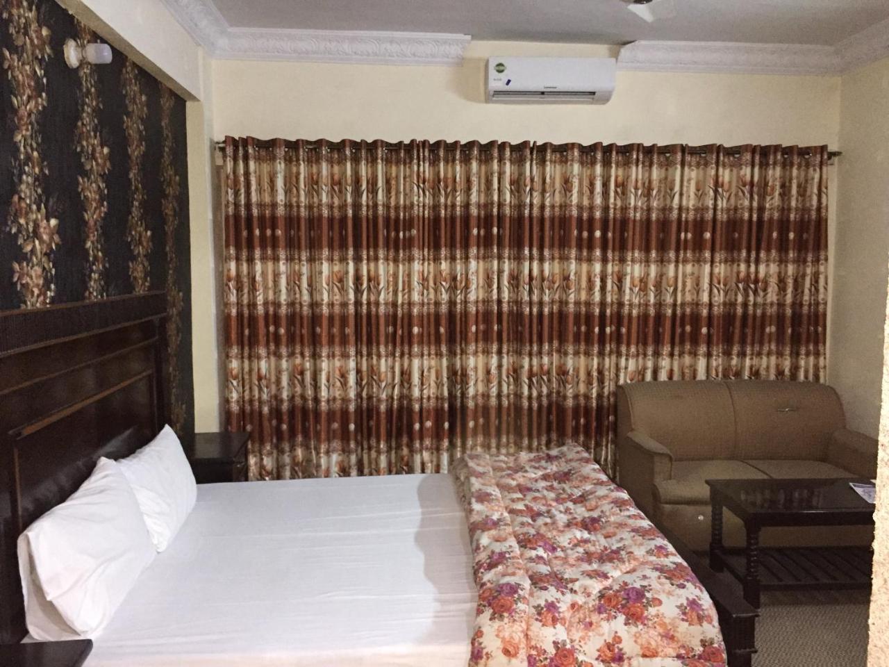 Hotel De Grand Rawalpindi Ngoại thất bức ảnh