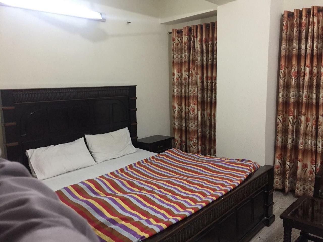 Hotel De Grand Rawalpindi Ngoại thất bức ảnh